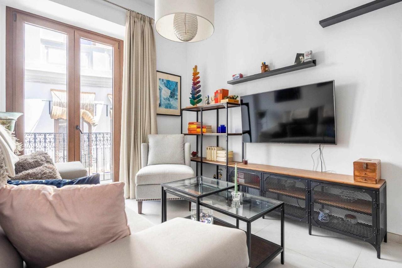 Comfy Away - Apartamento Exclusivo Mercado De Triana Con Balcon Seville Ngoại thất bức ảnh