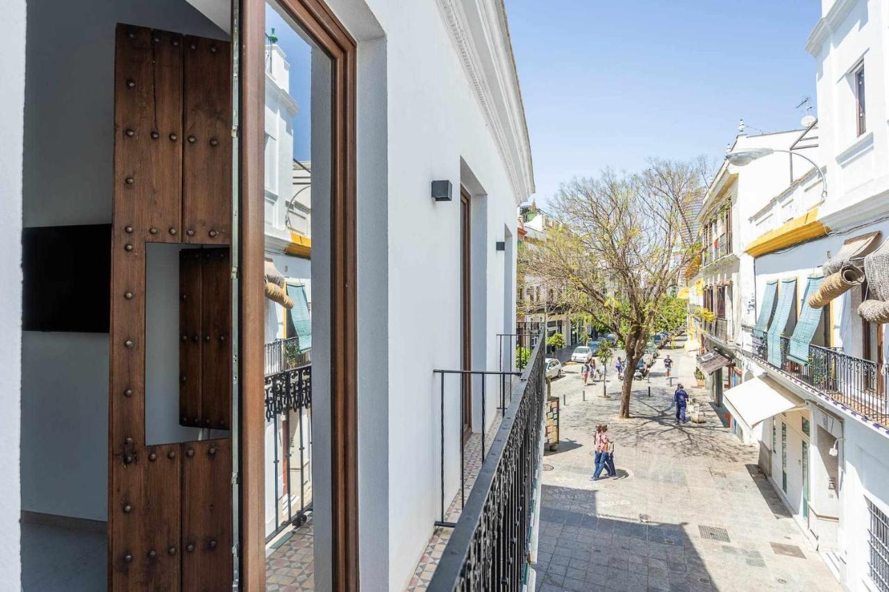 Comfy Away - Apartamento Exclusivo Mercado De Triana Con Balcon Seville Ngoại thất bức ảnh