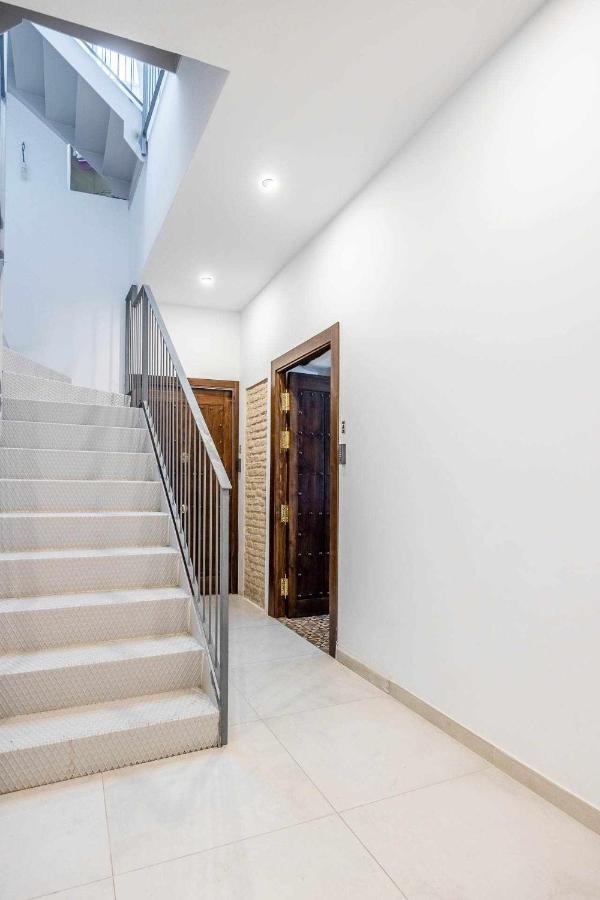 Comfy Away - Apartamento Exclusivo Mercado De Triana Con Balcon Seville Ngoại thất bức ảnh